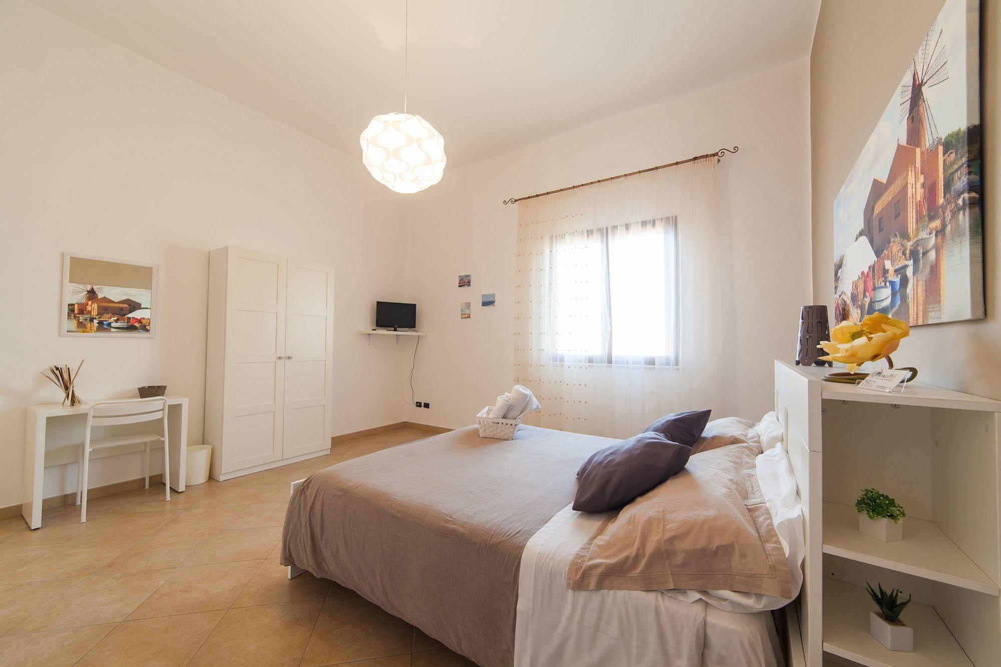 Bianco Sale Trapani Bed & Breakfast Rilievo Luaran gambar