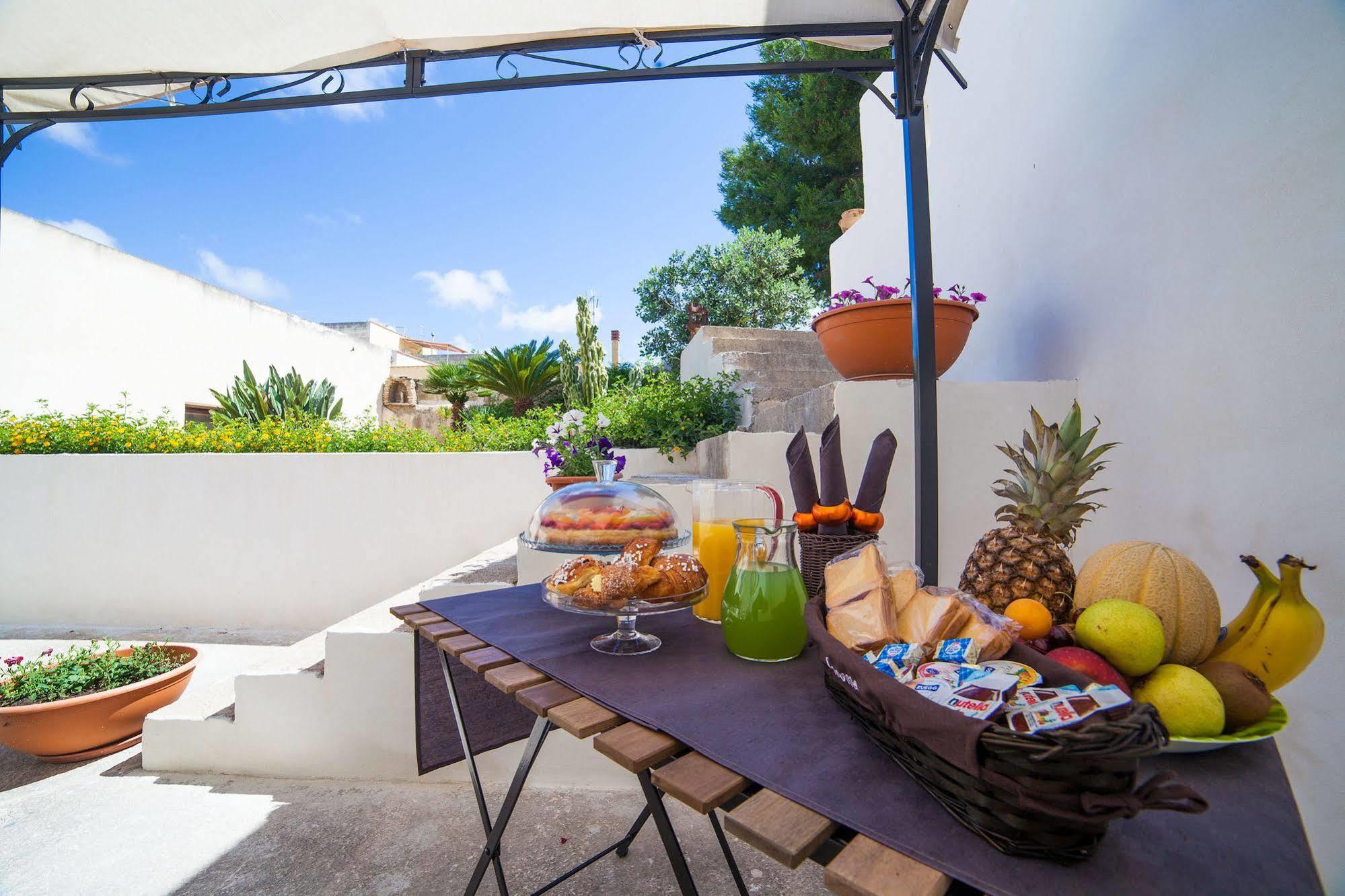 Bianco Sale Trapani Bed & Breakfast Rilievo Luaran gambar